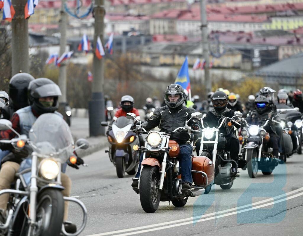 Фото Льва Федосеева. Фото Льва Федосеева.